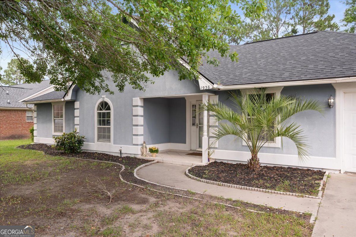 Beautifully maintained 3BR/2BA home in an established, quiet neighborhood just minutes from Fort Stewart, shopping, dining, and schools. Bright, floor plan with vaulted ceilings, fireplace, and abundant natural light. Kitchen offers ample counter space, and breakfast nook. Spacious primary suite with walk-in closet and private en-suite bath. Large, fenced backyard covered patio, 2-car garage, laundry room, and no HOA. Great investment opportunity - currently tenant-occupied with lease in place for the next 10 months. Ideal for investors or buyers seeking immediate rental income. Tenant occupied, must have appointment to view home 2-hour window out of courtesy to tenants.