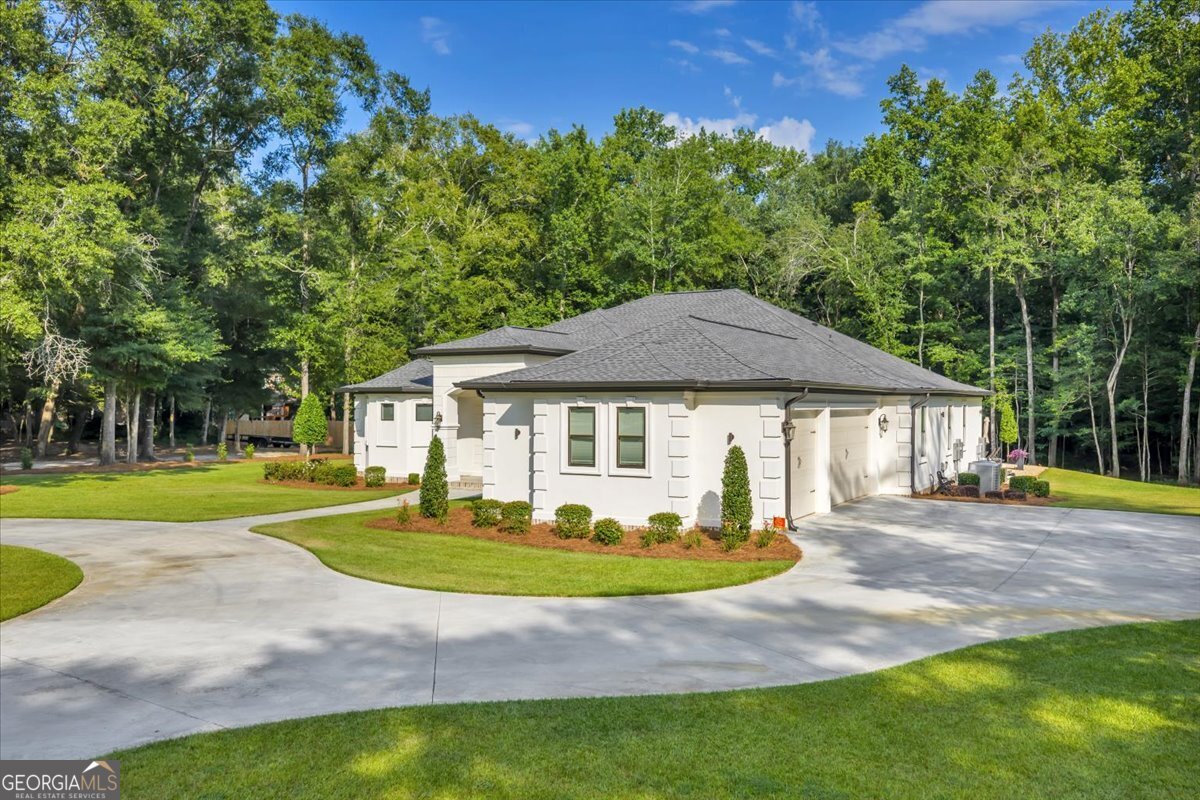 896 Bobby Jones Drive