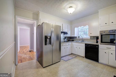 Tiny photo for 24 Spring Street, Cartersville, GA 30120 (MLS # 10845696)