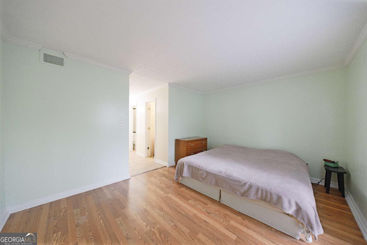 303 Summit North DR NE