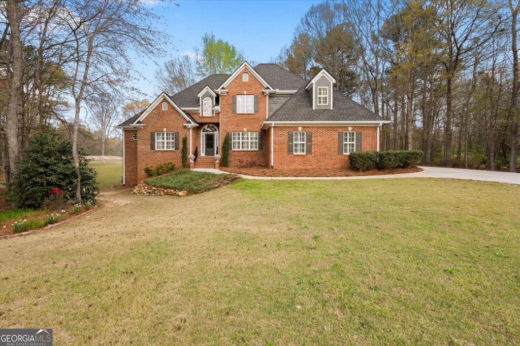 Photo of 304 Pinehurst Way, Carrollton, GA 30116 (MLS # 10721858)