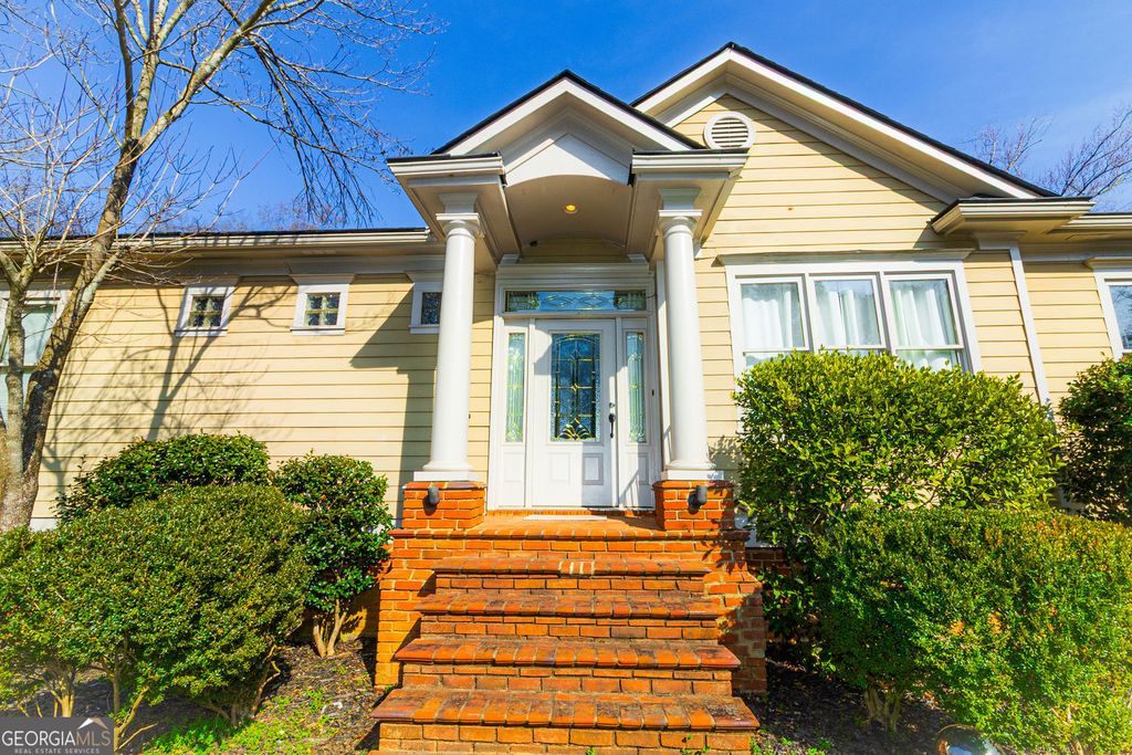 Photo of 721 Smithstone Road SE, Marietta, GA 30067 (MLS # 10701694)