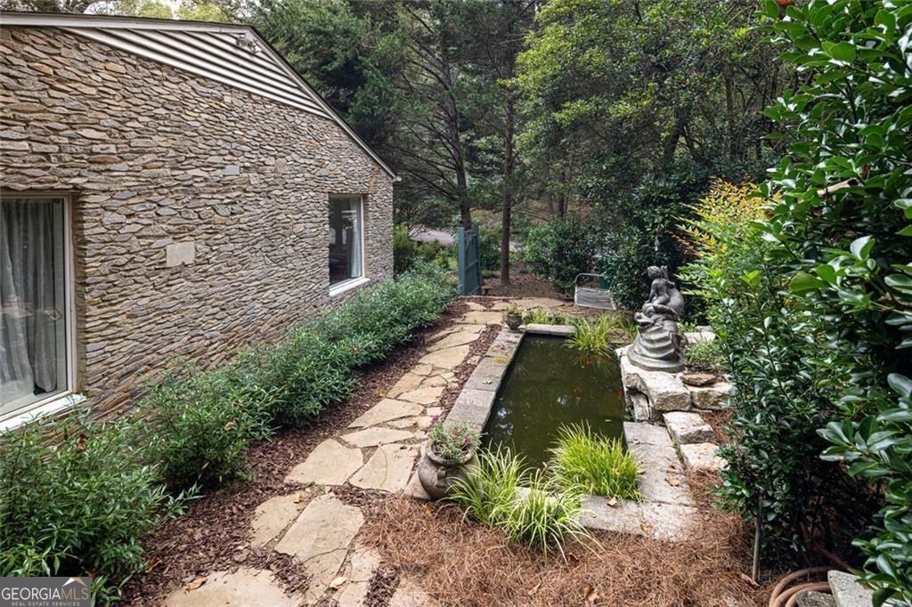 Pine Lake, Georgia 30072, United States, 3 Bedrooms Bedrooms, ,2 BathroomsBathrooms,Residential,Active,221692