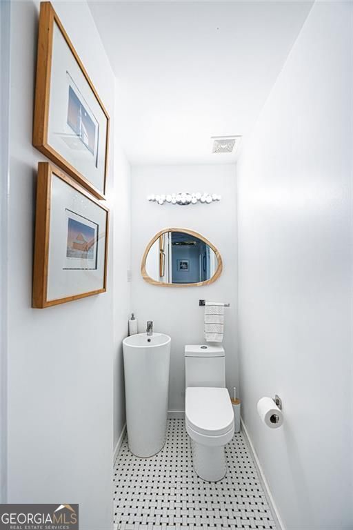 Pine Lake, Georgia 30072, United States, 3 Bedrooms Bedrooms, ,2 BathroomsBathrooms,Residential,Active,221692