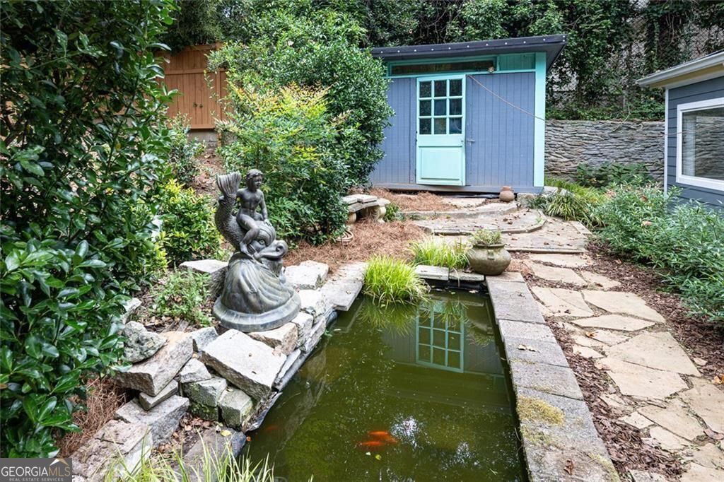 Pine Lake, Georgia 30072, United States, 3 Bedrooms Bedrooms, ,2 BathroomsBathrooms,Residential,Active,221692