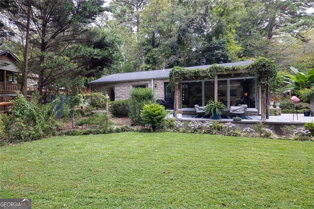 Pine Lake, Georgia 30072, United States, 3 Bedrooms Bedrooms, ,2 BathroomsBathrooms,Residential,Active,221692