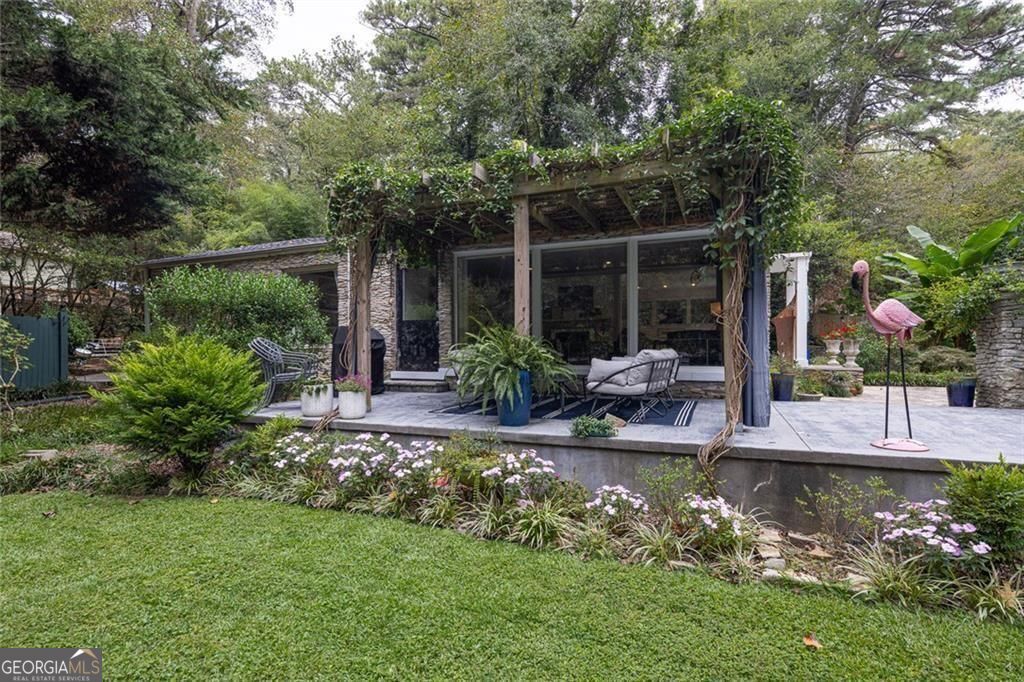 Pine Lake, Georgia 30072, United States, 3 Bedrooms Bedrooms, ,2 BathroomsBathrooms,Residential,Active,221692