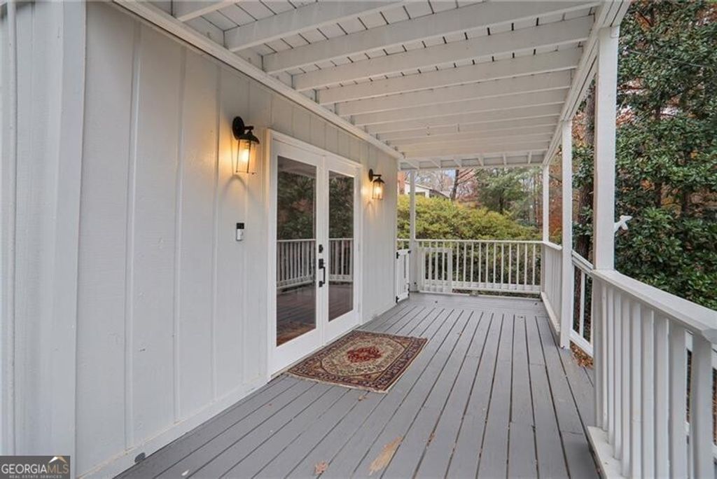 Photo of 4146 Brookview Drive SE, Atlanta, GA 30339 (MLS # 10655440)