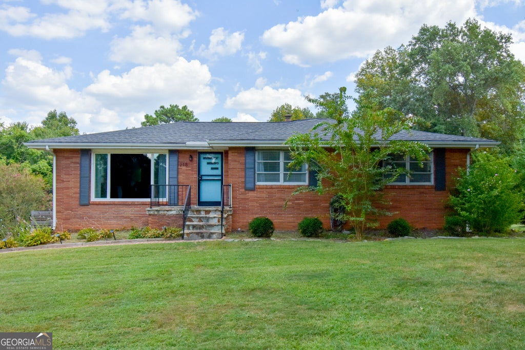 Photo of 218 S Mission Ridge Drive, Rossville, GA 30741 (MLS # 10880626)