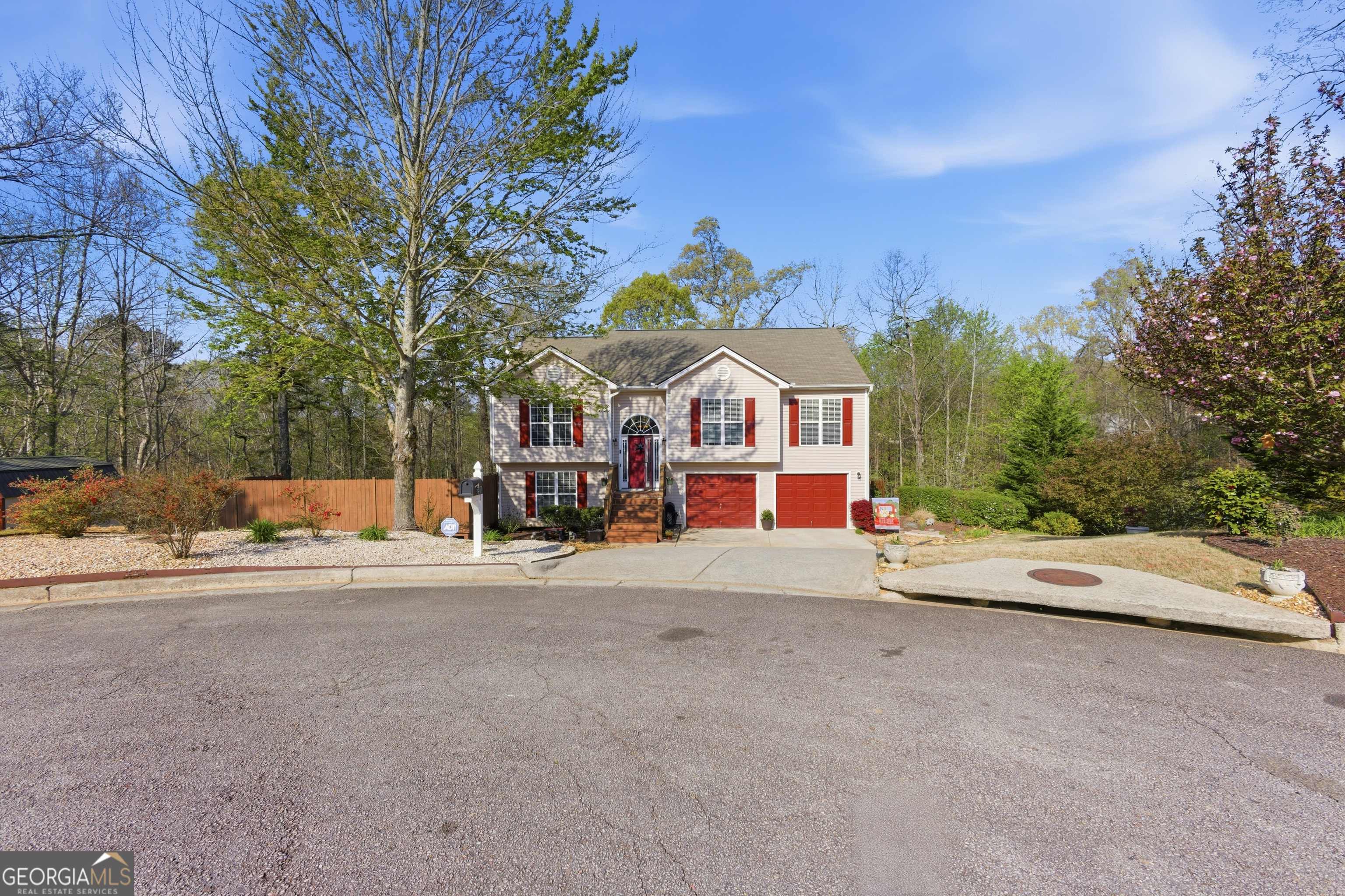 5407 Lombardy DR