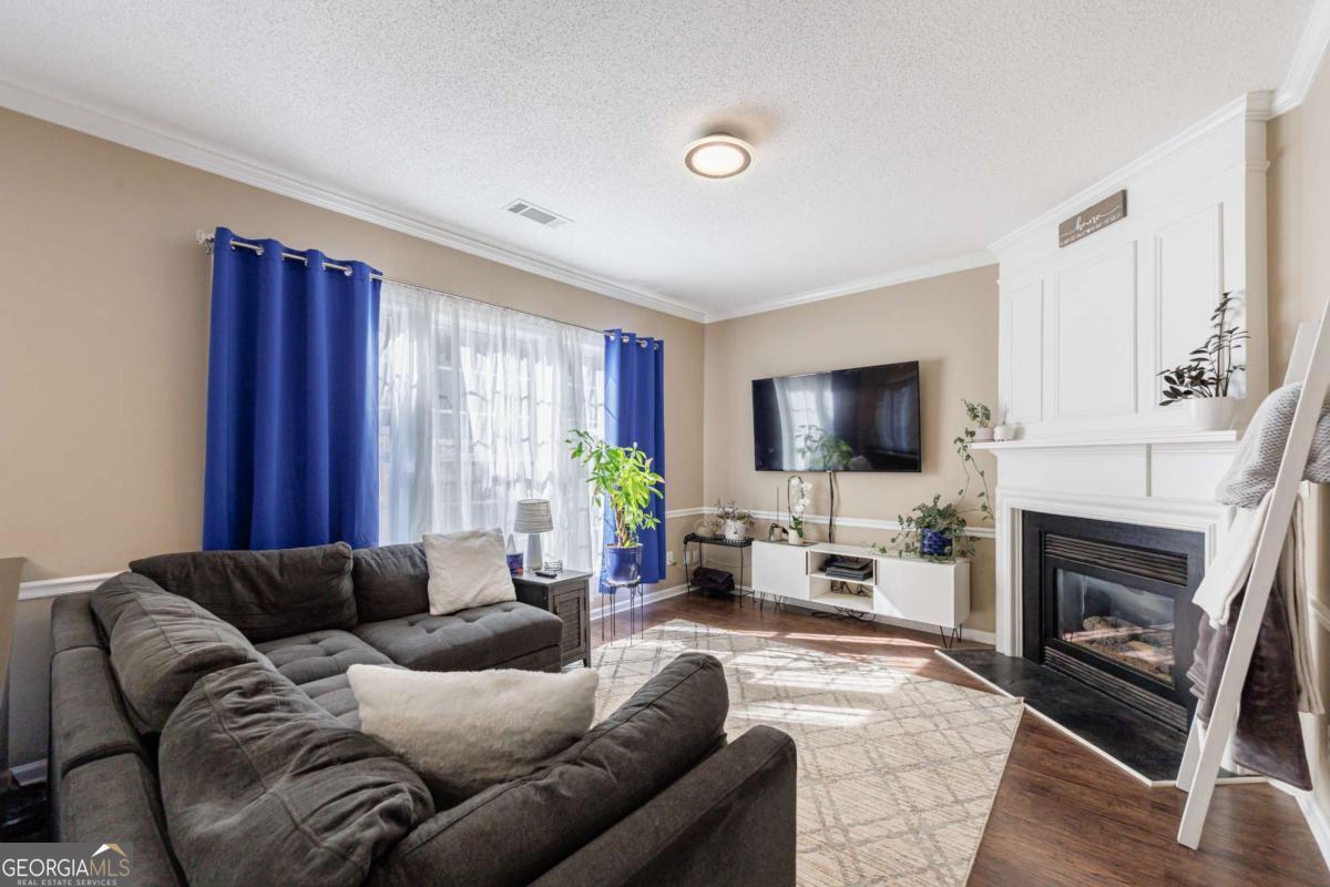 Creekside at Mansell - Residential