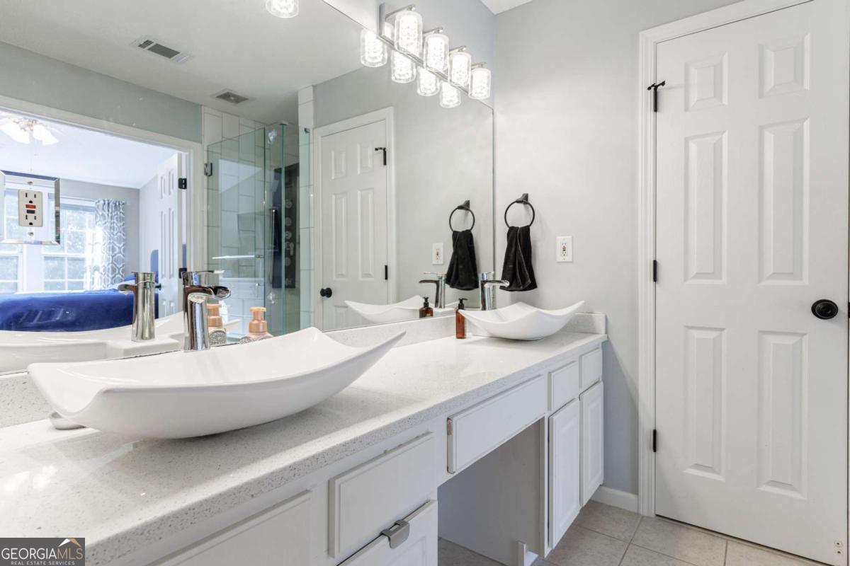 Creekside at Mansell - Residential