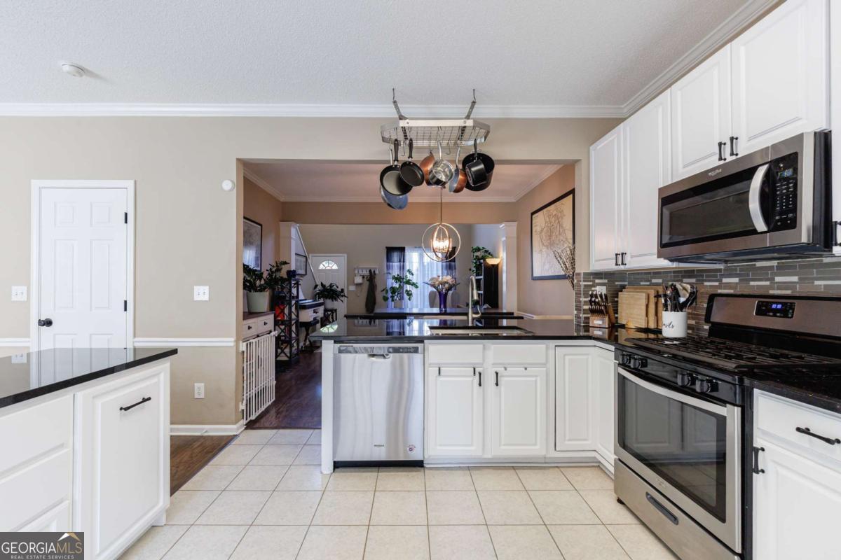 Creekside at Mansell - Residential