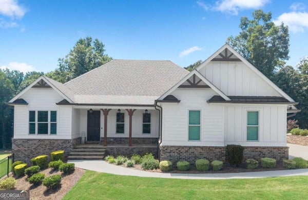 4466 PARK ROYAL DR, FLOWERY BRANCH, GA 30542 - Image f6a836feac8e4f813a1e4c286aecae85/3167309717