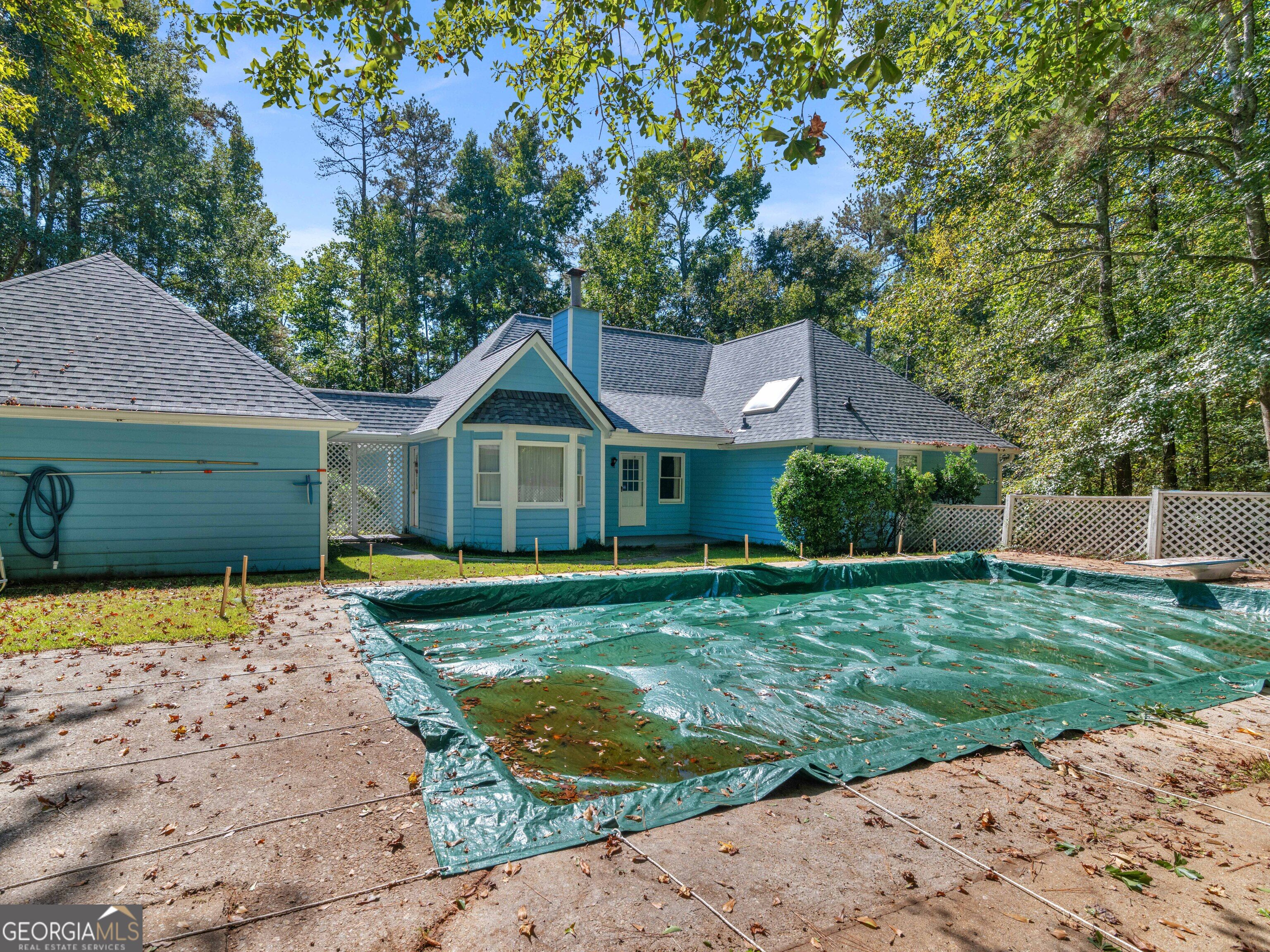 1390 Kirkland RD
