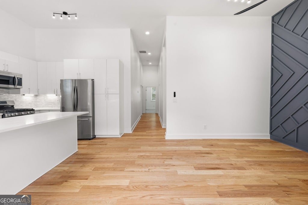 Photo of 2585 Hood Avenue NW, Atlanta, GA 30318 (MLS # 10804097)