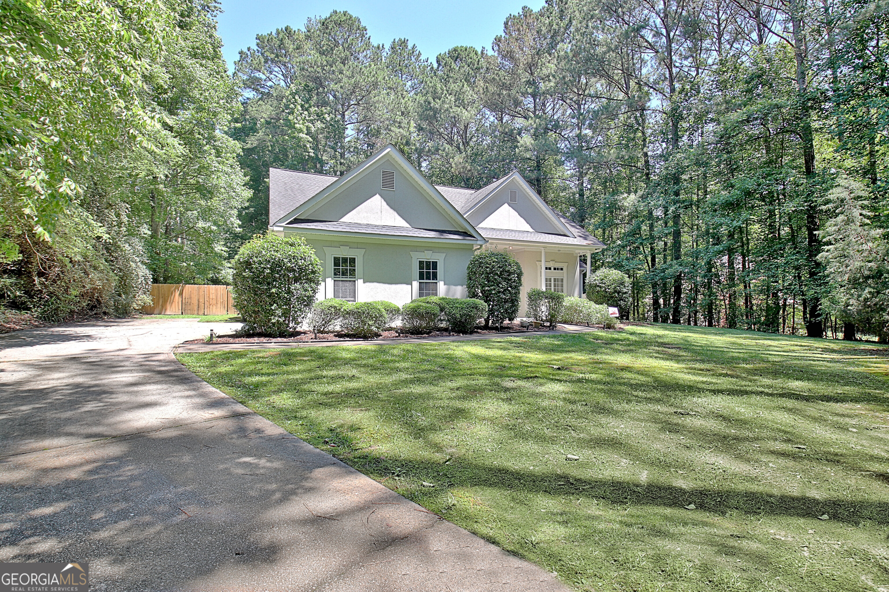 220 Farr Lake DR