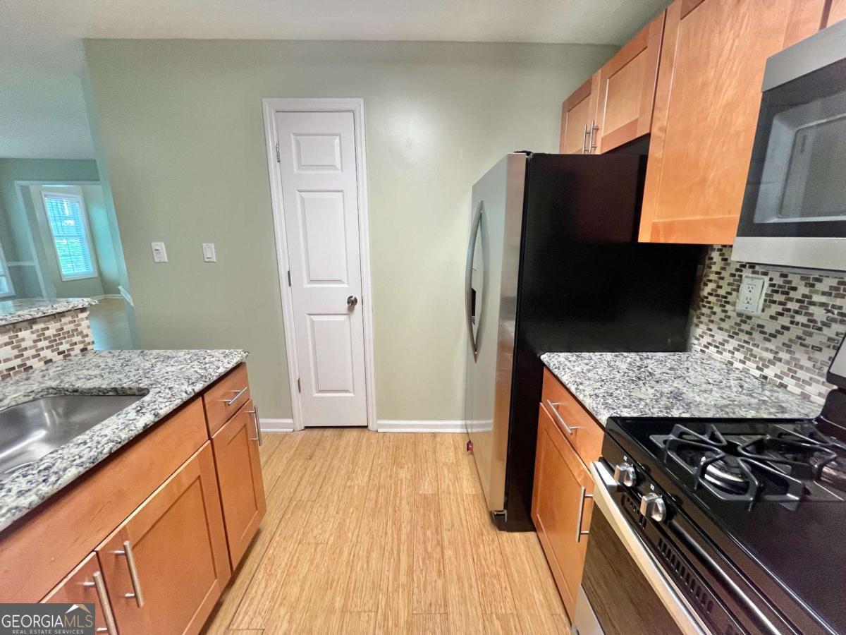 Overlook - Residential Lease