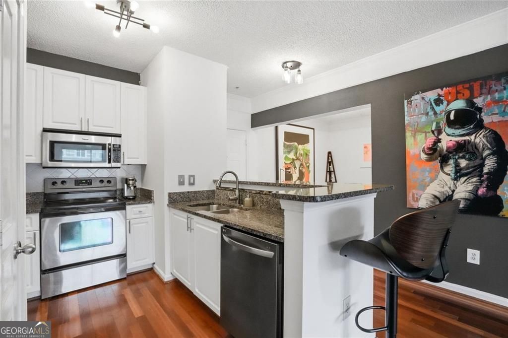 10 Perimeter Summit BLVD 4308