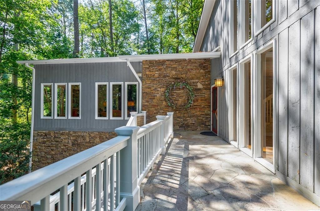 1611 Malfre LN