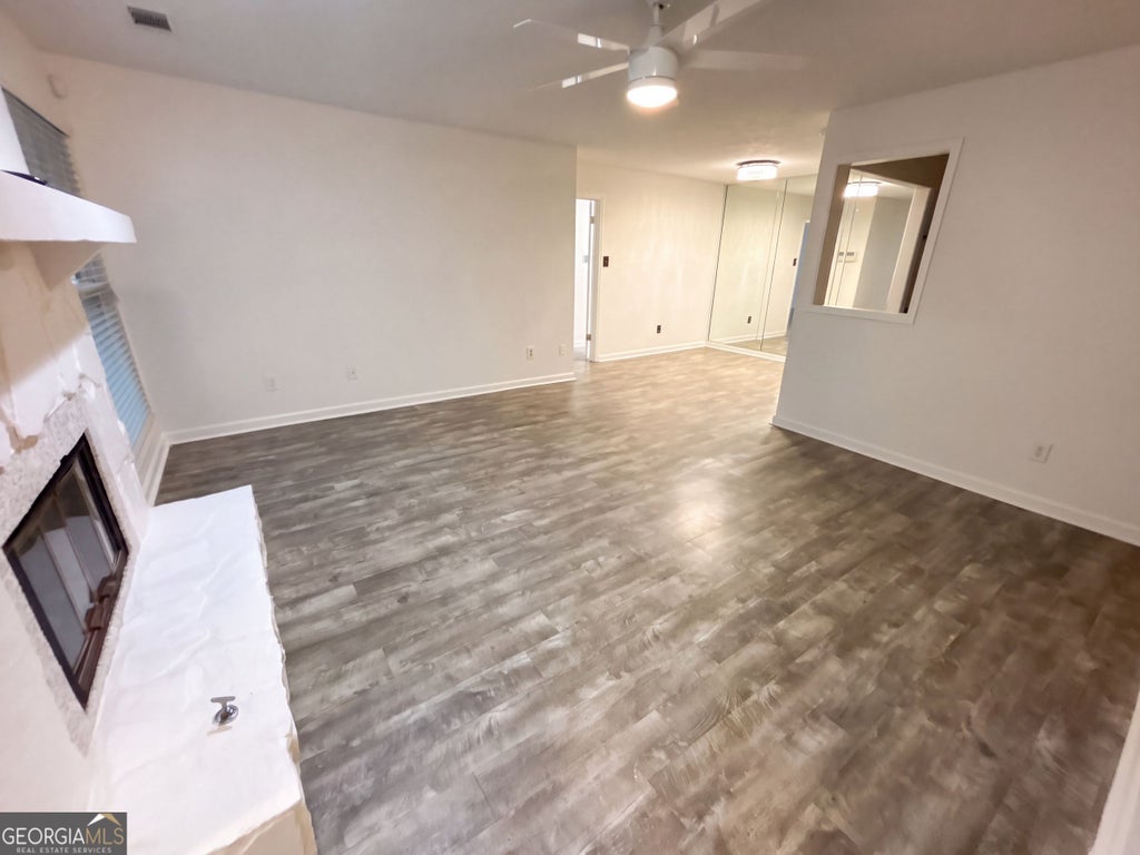 Photo of 1113 Lake Pointe Circle, Roswell, GA 30075 (MLS # 10874920)