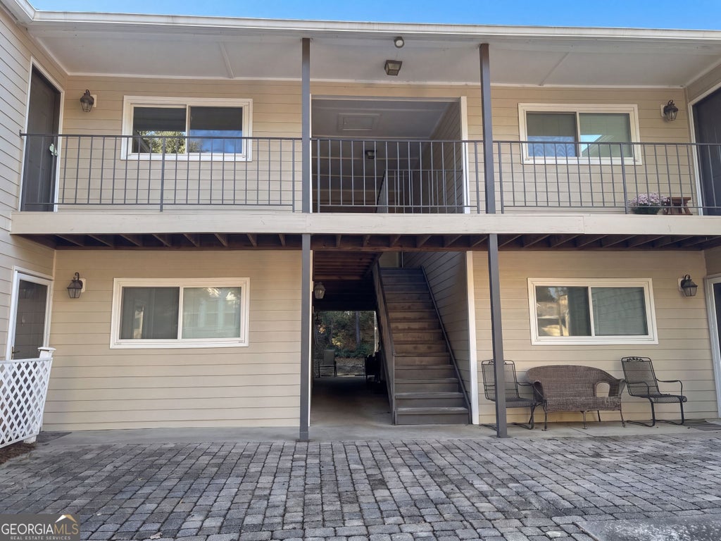 Photo of 1113 Lake Pointe Circle, Roswell, GA 30075 (MLS # 10874920)