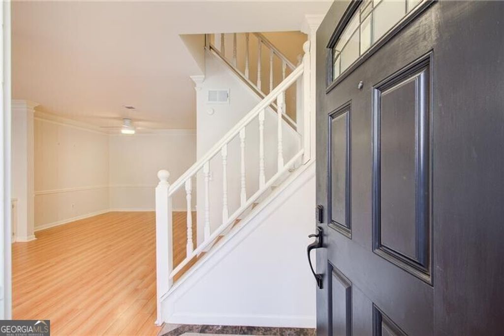 Photo of 879 Lenox Oaks Circle NE, Atlanta, GA 30324 (MLS # 10688779)