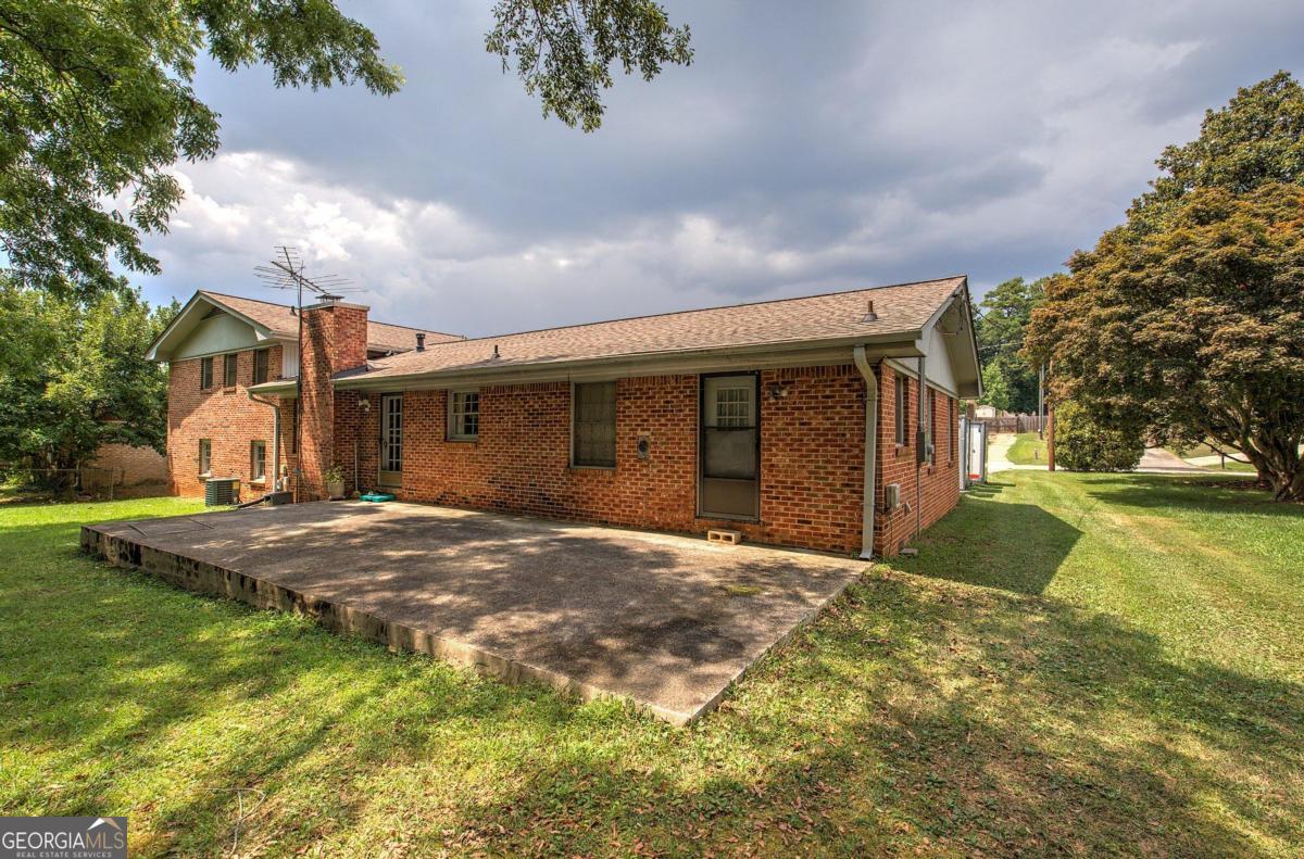 Rolling Hill - Residential