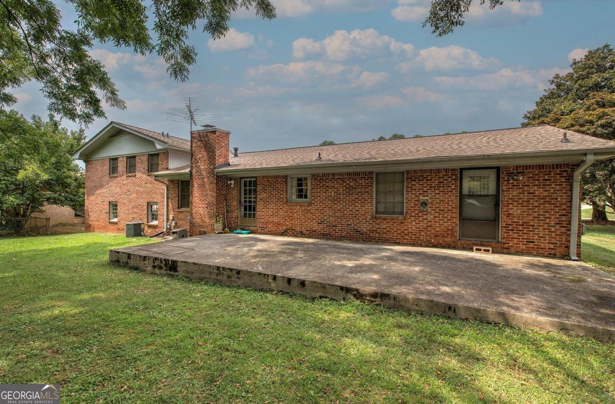 Rolling Hill - Residential