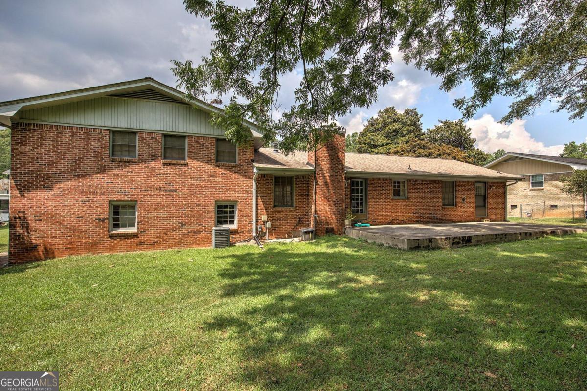 Rolling Hill - Residential