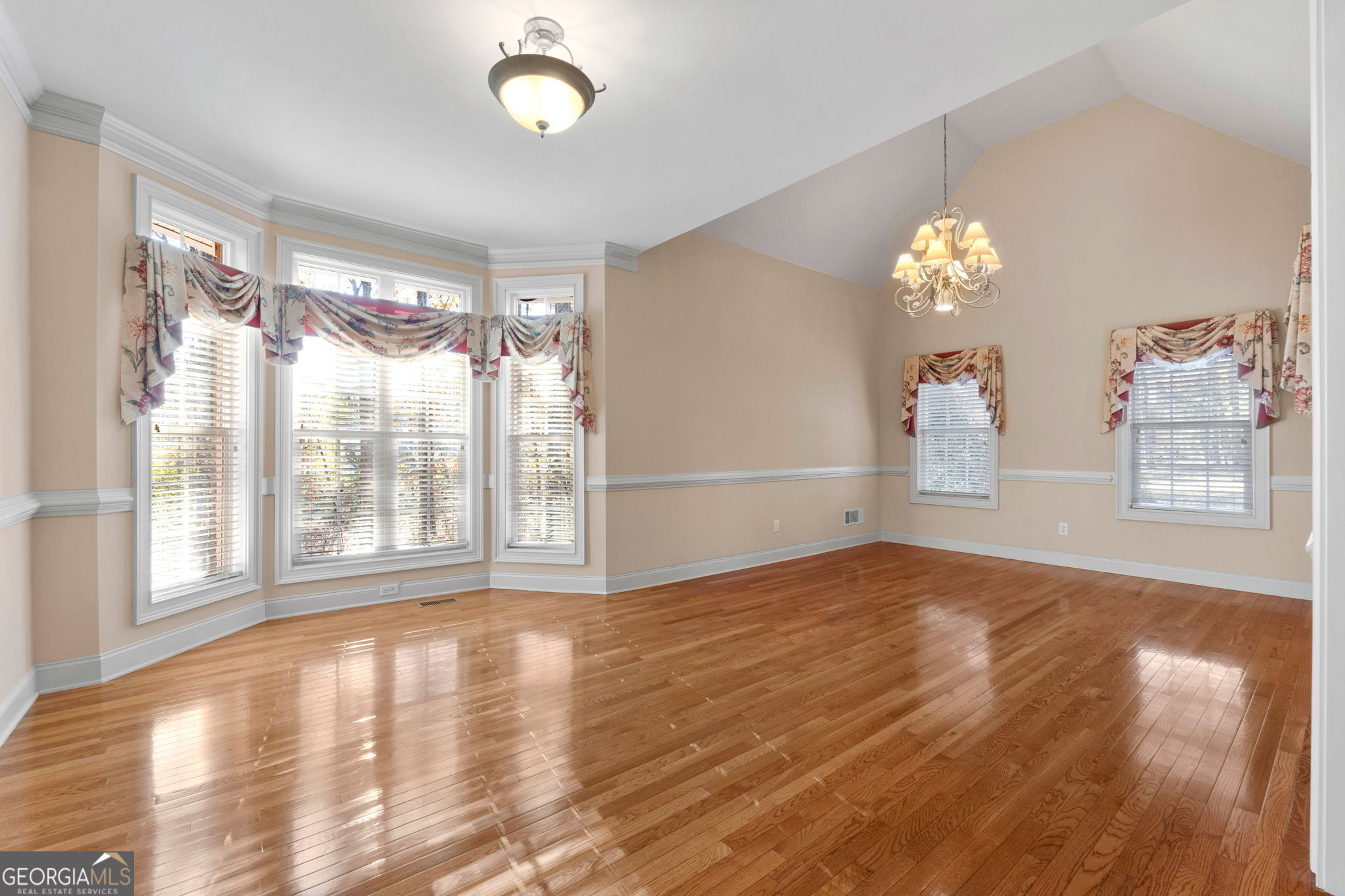 Fayetteville, Georgia 30215, United States, 5 Bedrooms Bedrooms, ,5 BathroomsBathrooms,Residential,Active,84893