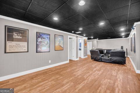 listing image 73