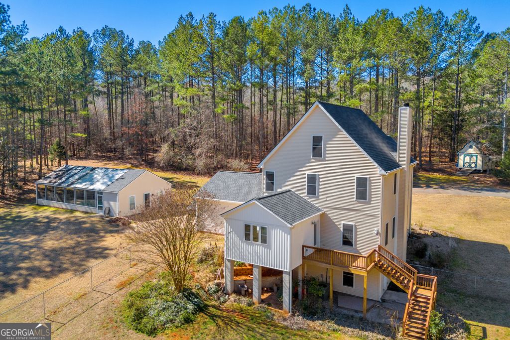 listing image 114