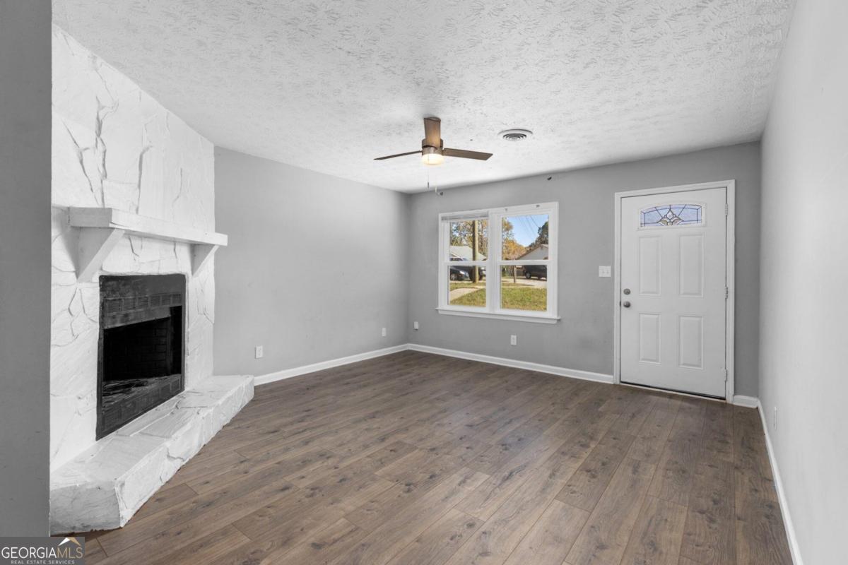 501 Timber Ridge CT