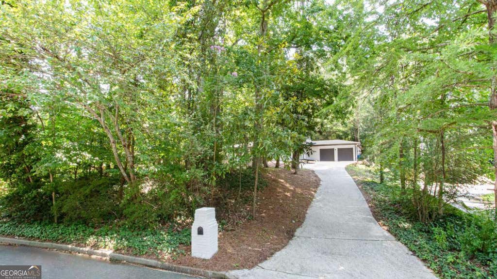 Photo of 1460 Loch Lomond Trail SW, Atlanta, GA 30331 (MLS # 10826182)
