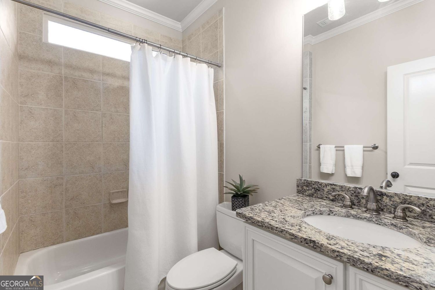 Brookhaven, Georgia 30319, United States, 6 Bedrooms Bedrooms, ,6 BathroomsBathrooms,Residential,Active,116659