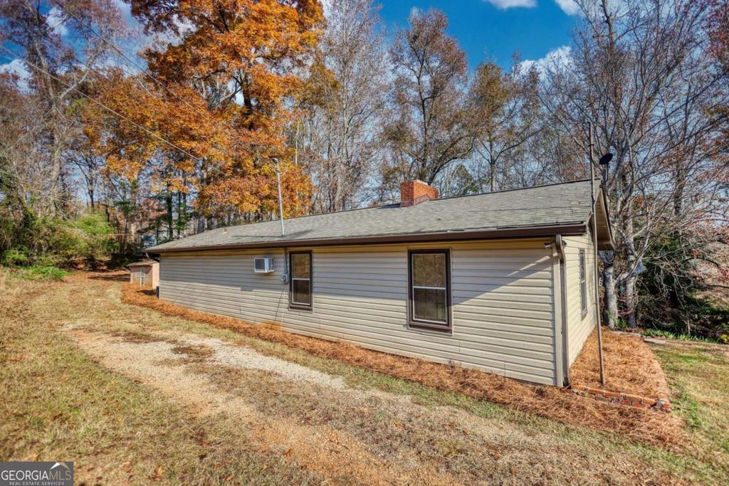 Photo of 2995 Highway 213, Mansfield, GA 30055 (MLS # 10721884)