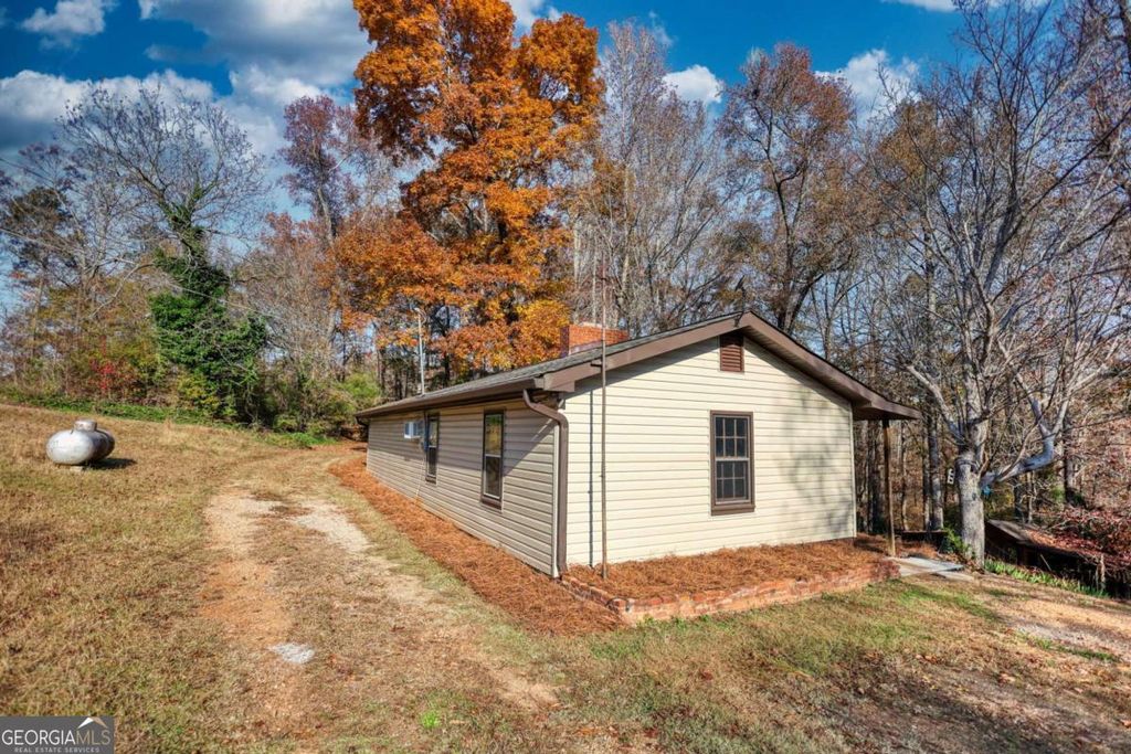 Photo of 2995 Highway 213, Mansfield, GA 30055 (MLS # 10721884)
