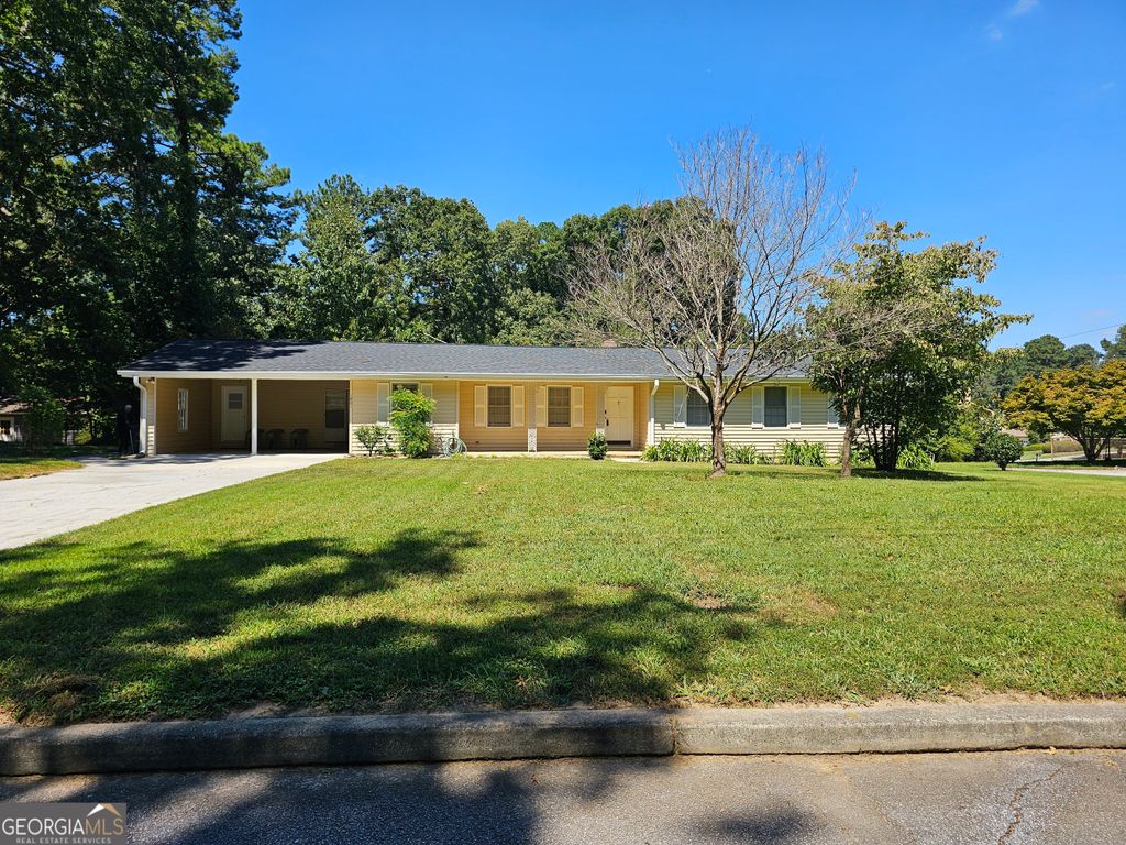 Photo of 1801 Driftwood Place, Snellville, GA 30078 (MLS # 10674710)