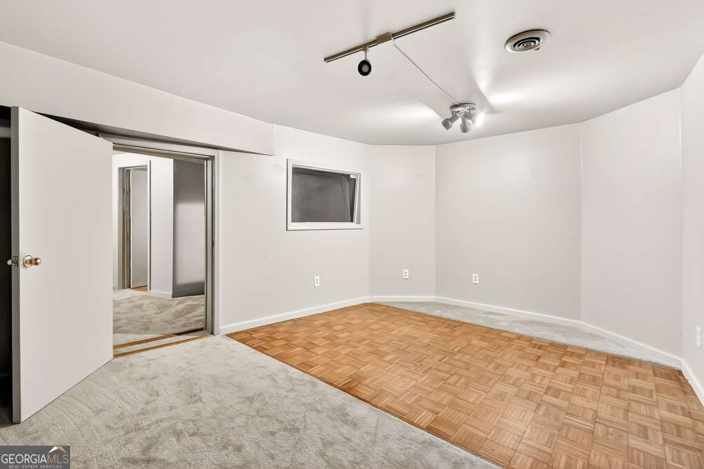 Villa Chase - Residential