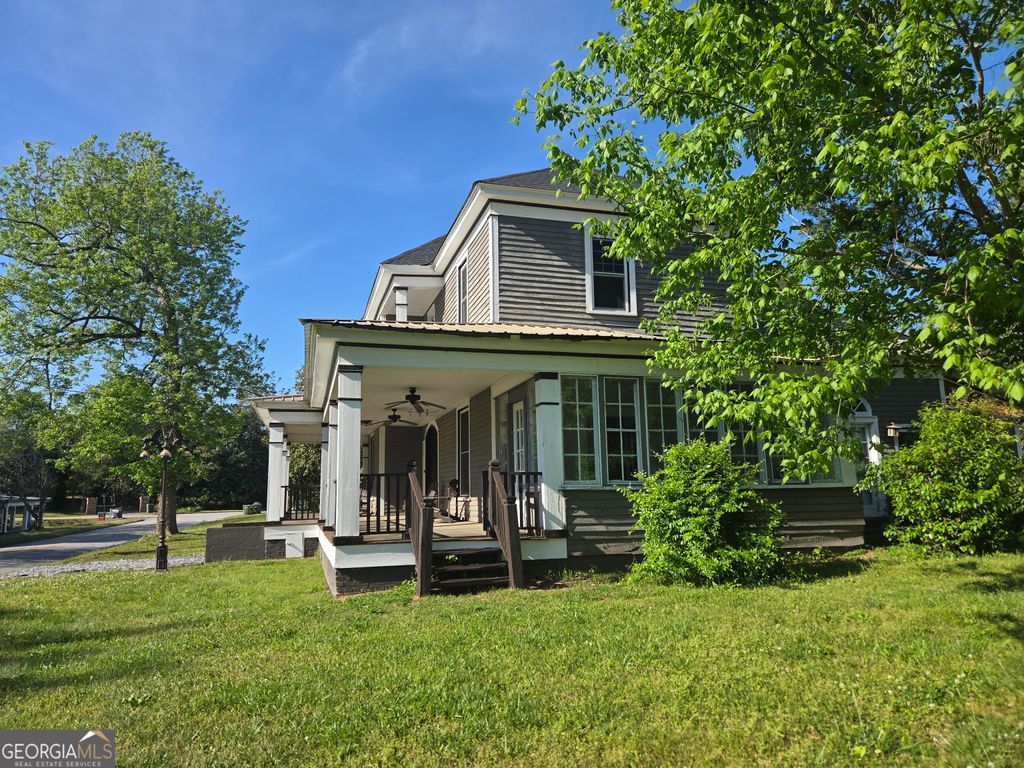 Photo of 246 Newnan Street, Franklin, GA 30217 (MLS # 10762380)