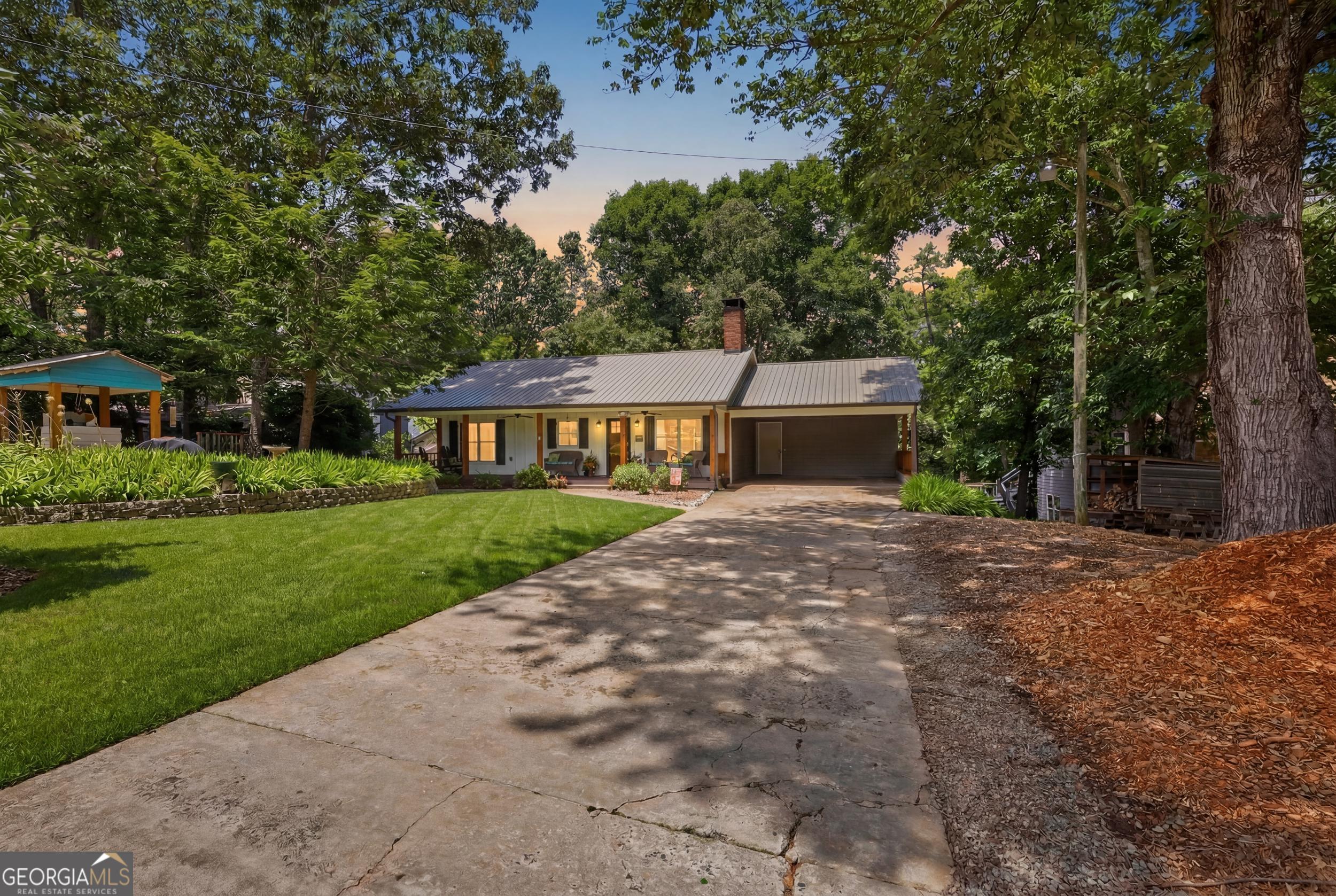 4825 Perry RD