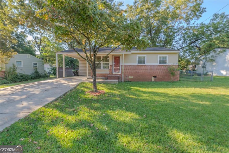 Charming 3-bedroom, 1-bath home with recent updates throughout! Owned and cared for by a handyman, this property shines with thoughtful touches. Perfect as a cute starter home or a smart investment opportunity-move-in ready and full of potential!