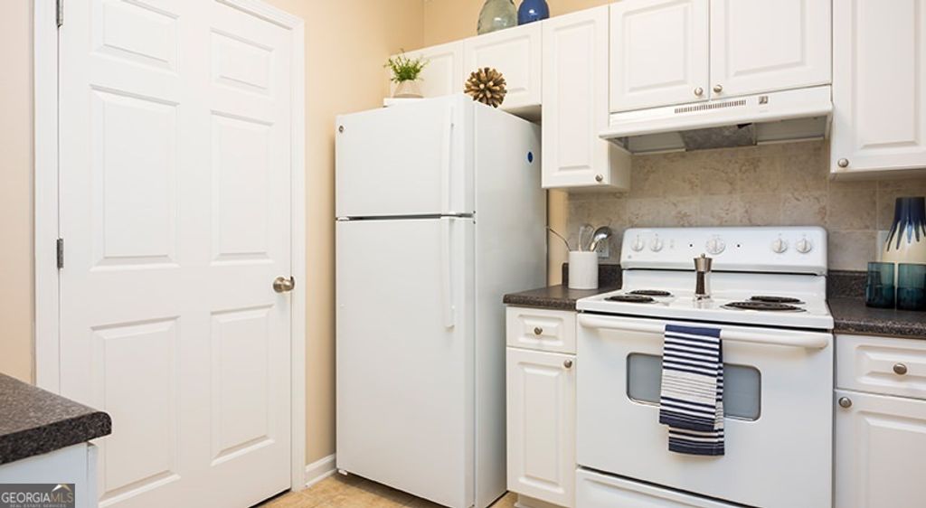 Photo of 2500 Northeast Expressway #16207, Atlanta, GA 30345 (MLS # 10775859)