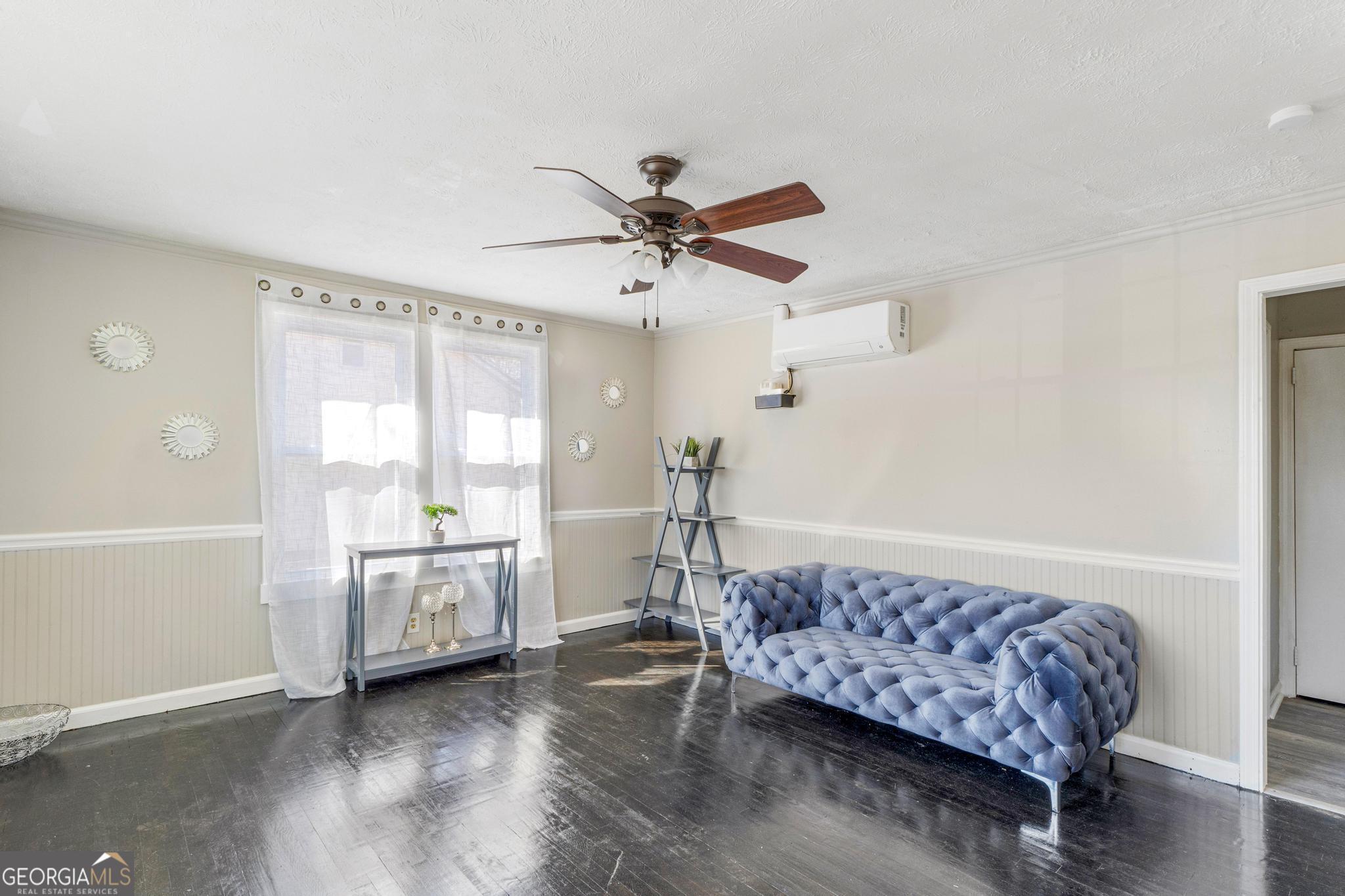 MORRIS HEIGHTS - Residential