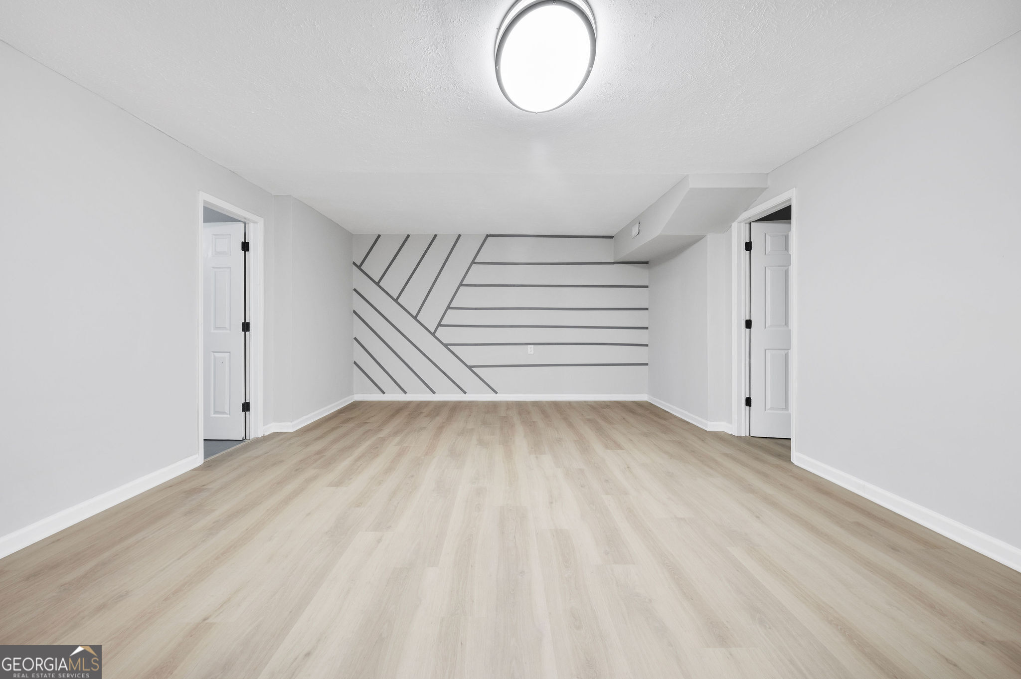 3 S Riversong LN