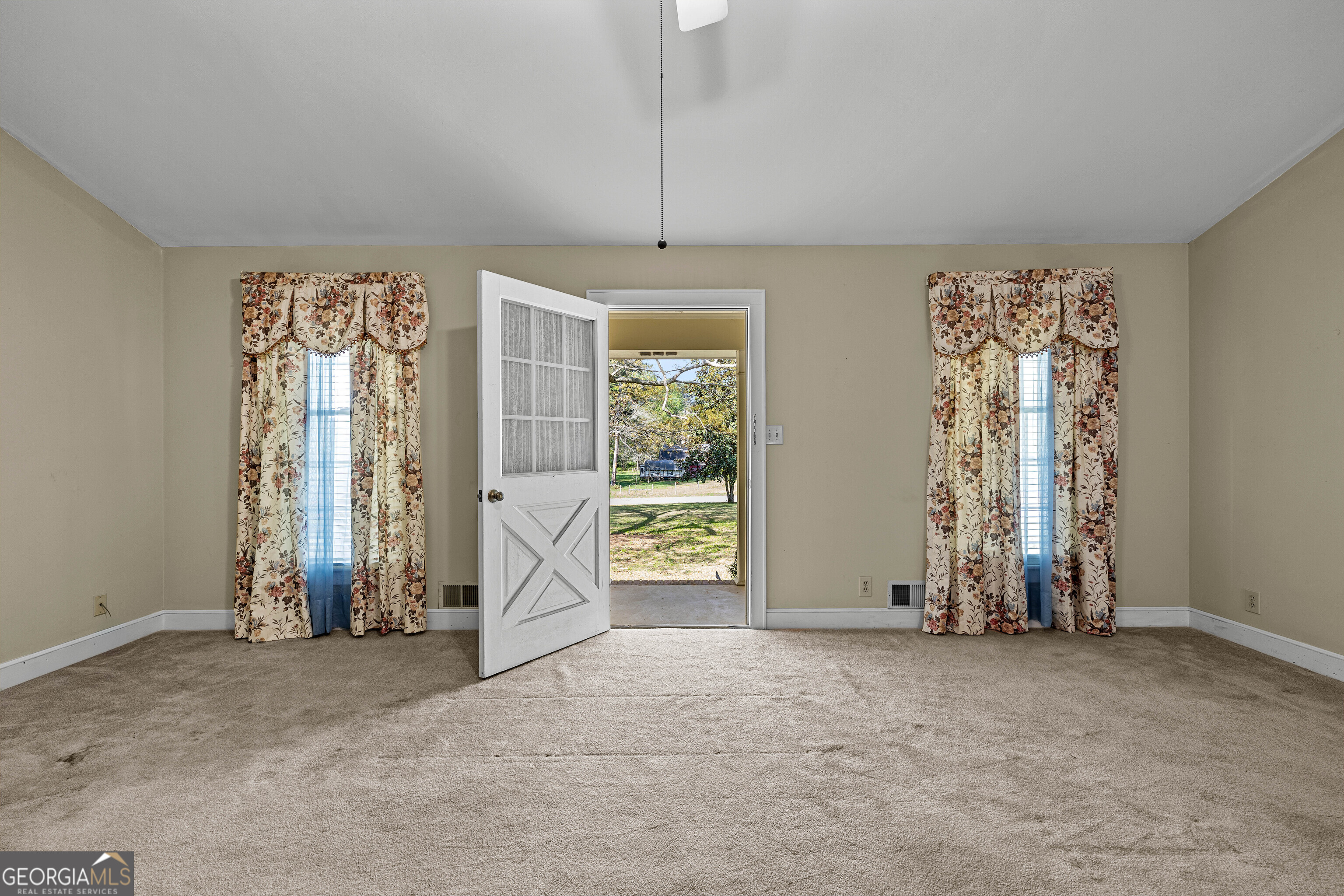 114 Hidden Valley RD