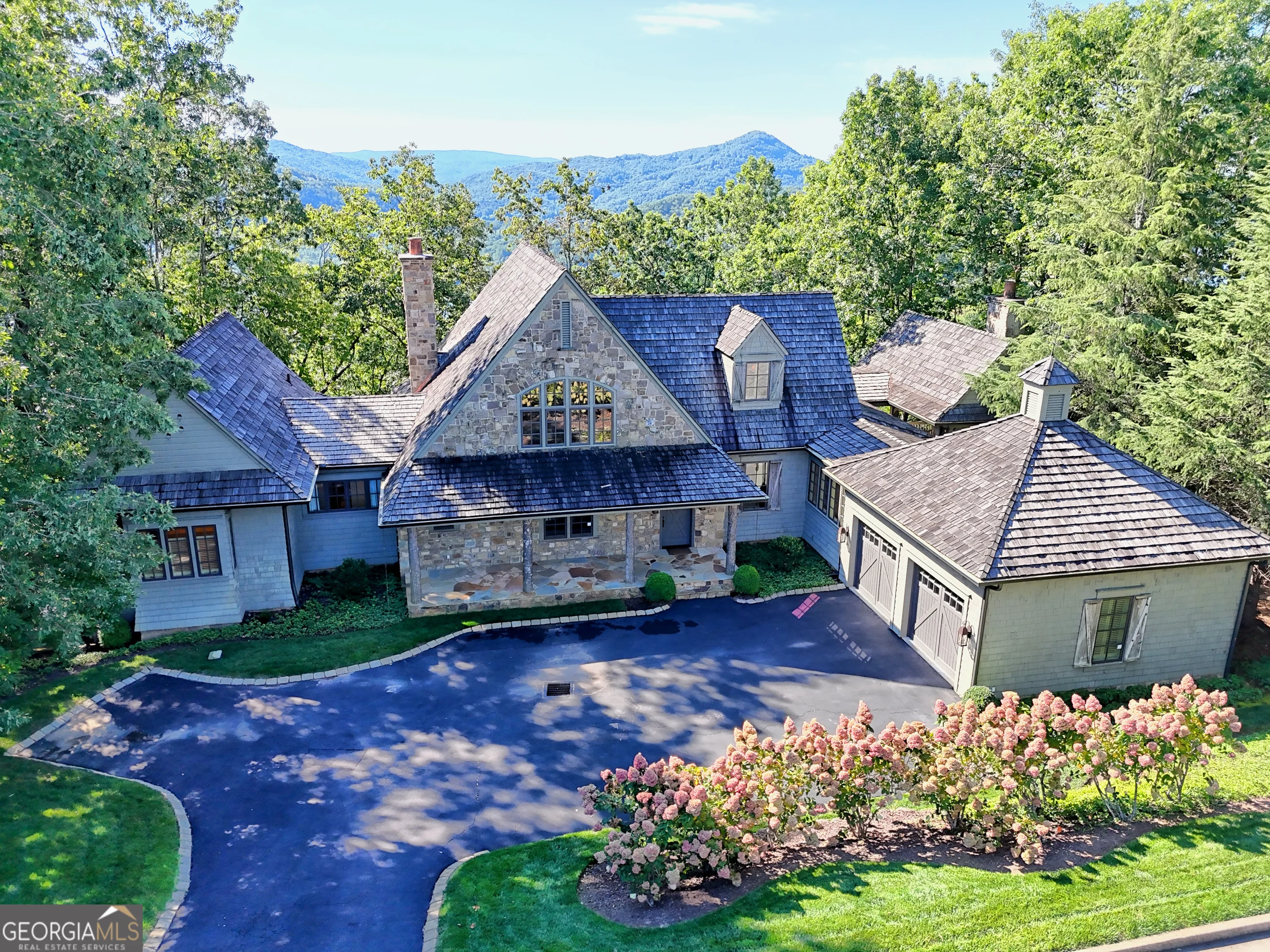 215 Grey Fox Trail