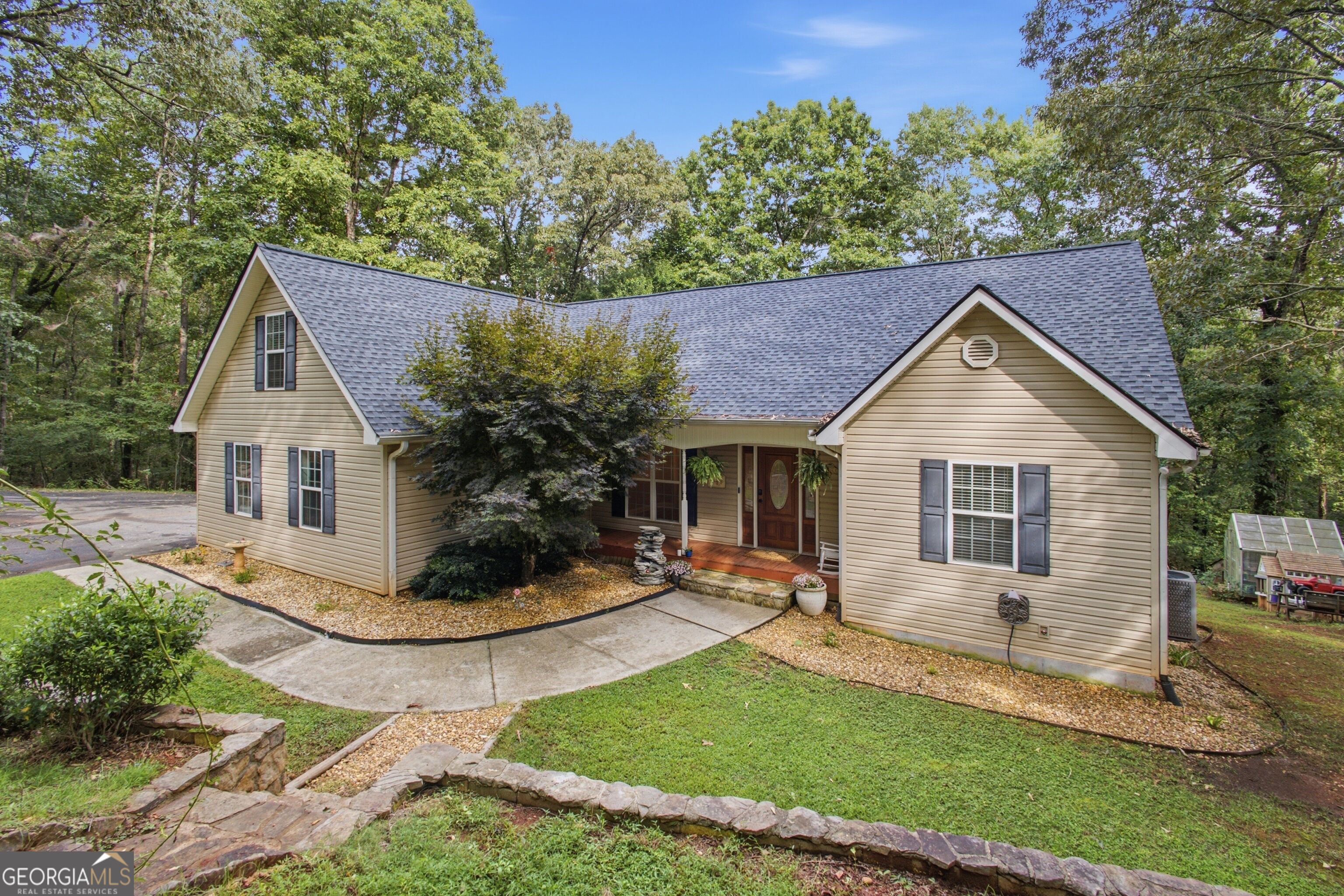 192 Sweetbriar DR
