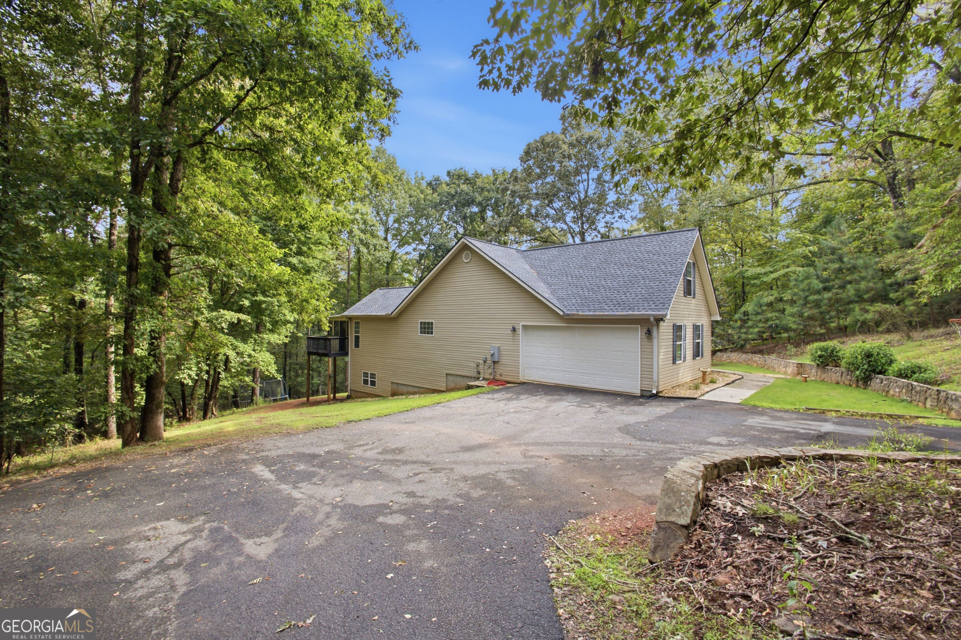192 Sweetbriar DR